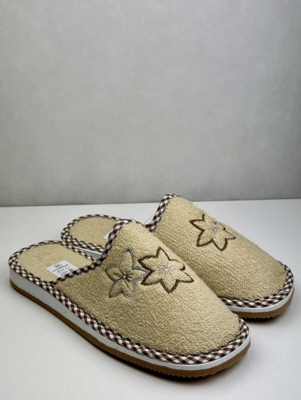 Chinelo de Quarto de Senhora