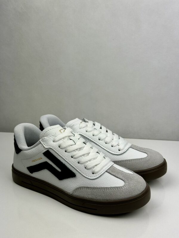 Pegada | Sapatilha de Senhora