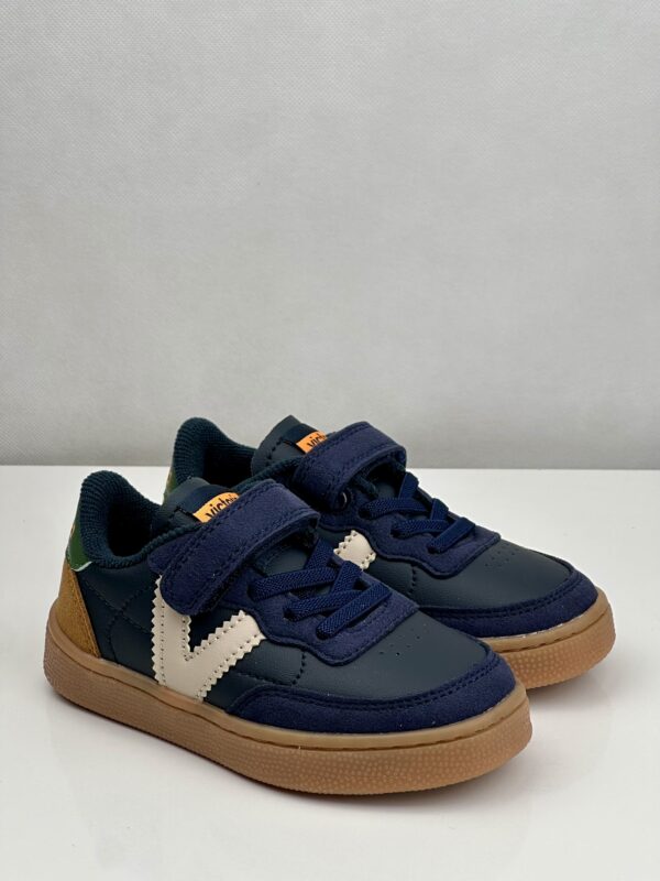 Victoria | Sapatilha de Menino