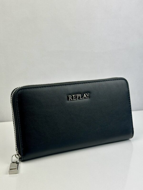 Replay | Carteira