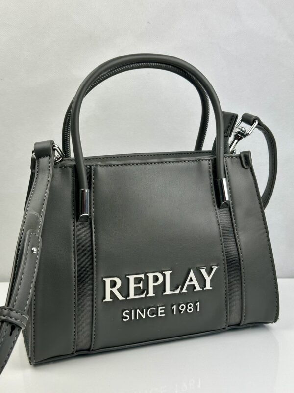 Replay | Mala Tiracolo