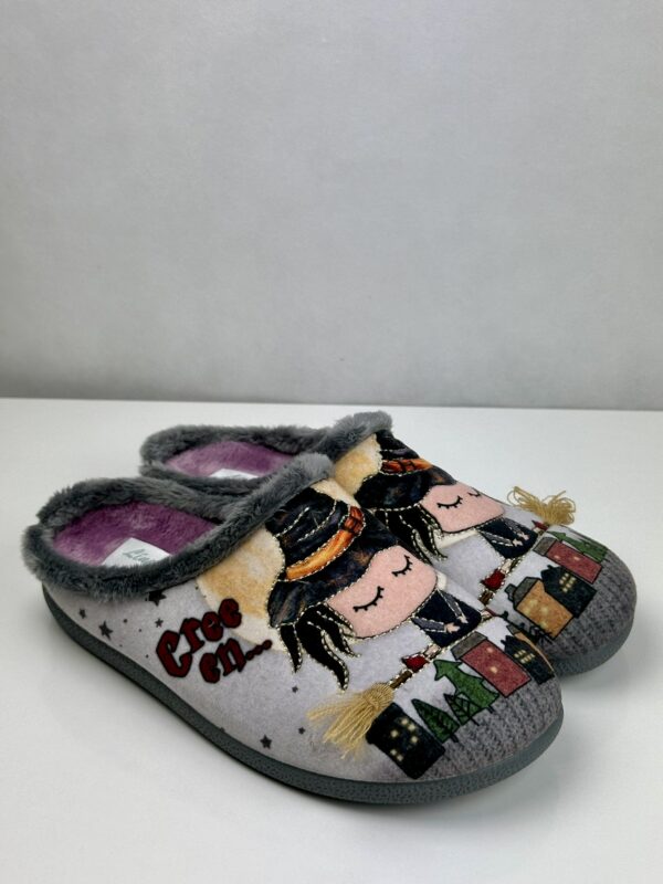 Chinelo de Quarto de Senhora