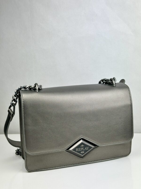 Replay | Mala Tiracolo