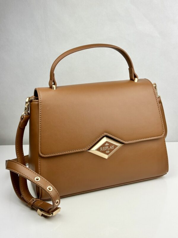 Replay | Mala Tiracolo