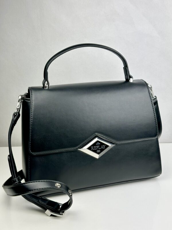 Replay | Mala Tiracolo