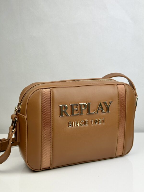 Replay | Mala Tiracolo