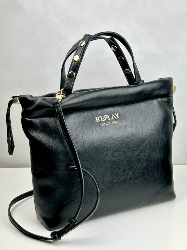 Replay | Mala Tiracolo