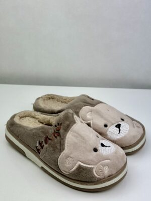 Chinelo de Quarto de Menina