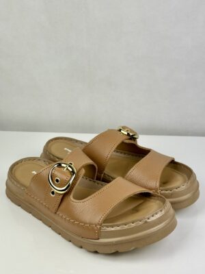 Pegada | Chinelo de Senhora