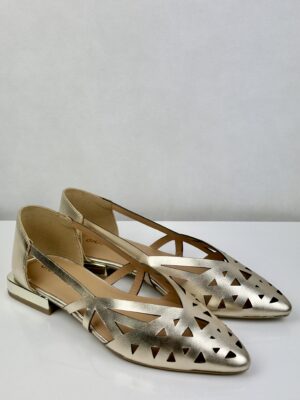 Gioseppo | Sabrina Bumala