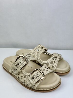 Gioseppo | Chinelo Ogunquit