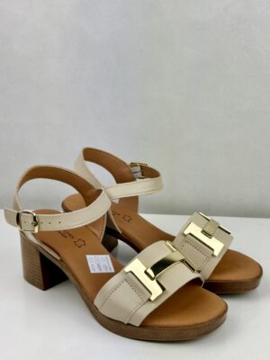 Sandália de Senhora