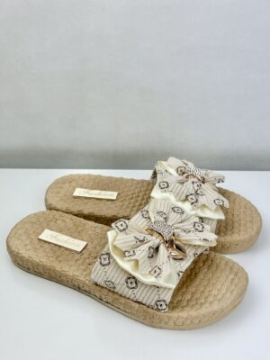 Chinelo de Senhora