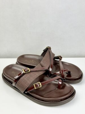Chinelo de Senhora