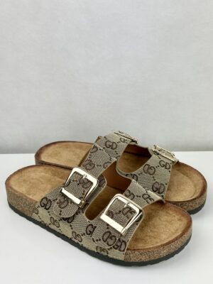Chinelo de Senhora