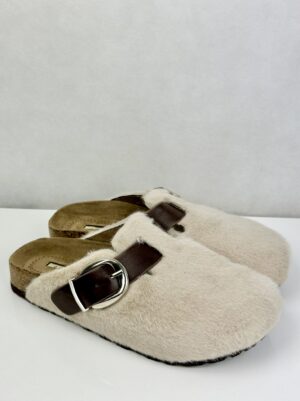 Corina | Chinelo de Senhora