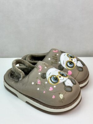 Chinelo de Quarto de Menina