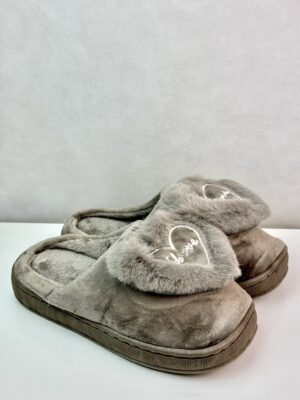 Chinelo de Quarto de Senhora